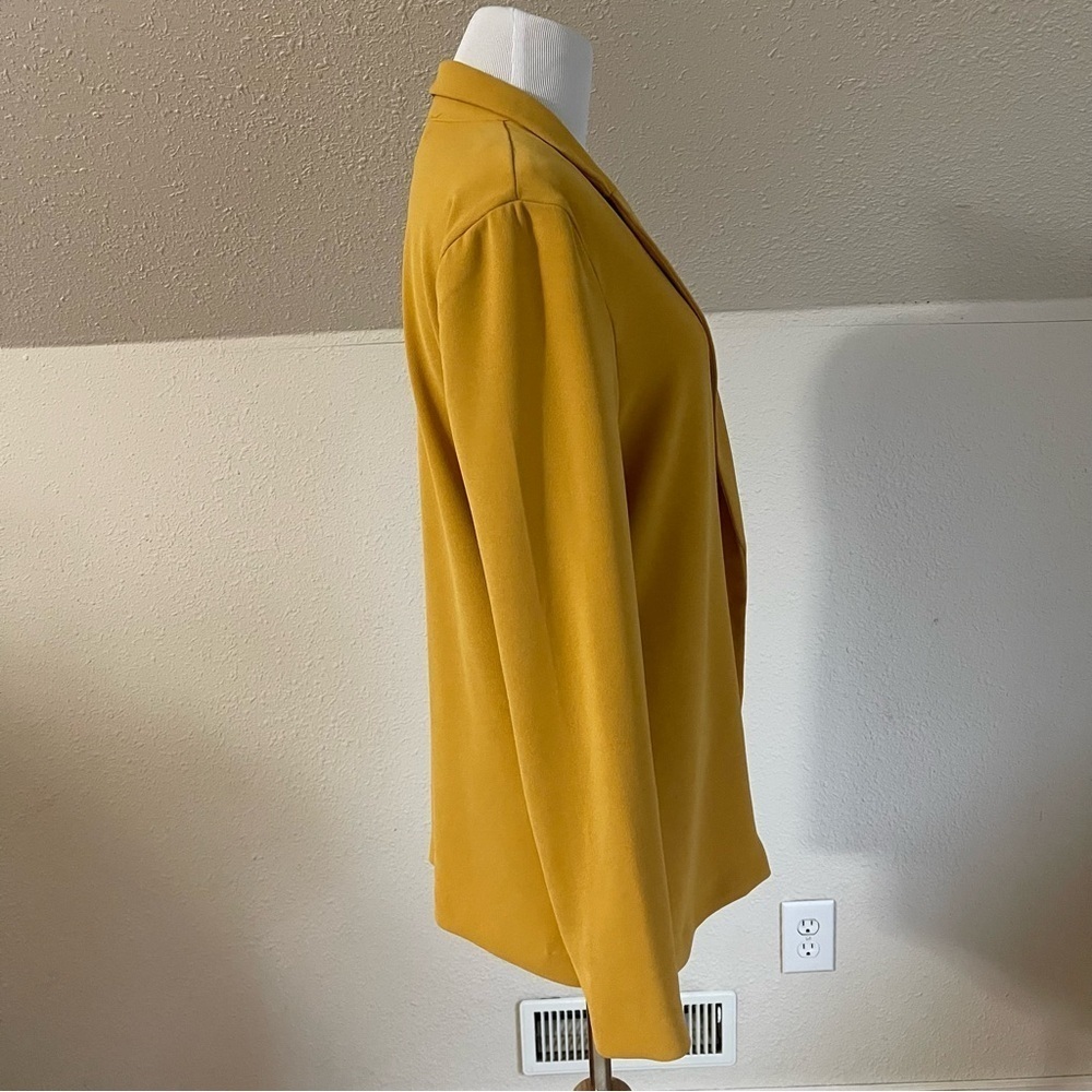 Philosophy Mustard Cardigan - Picture 4 of 7